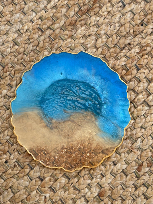 resin geode beach tray